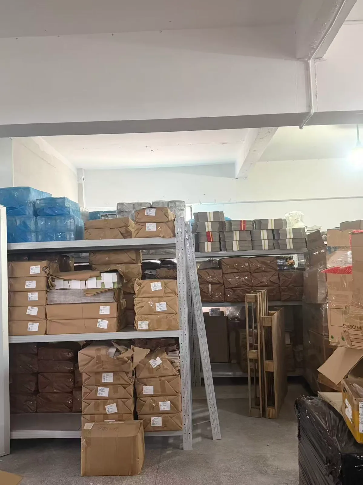 Finished goods & packing store